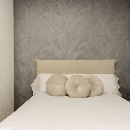 Diseno Y Elegancia En El Corazon De Appartement Bilbao