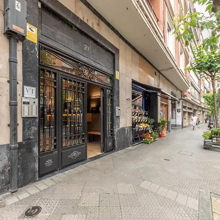 Diseno Y Elegancia En El Corazon De Bilbao *